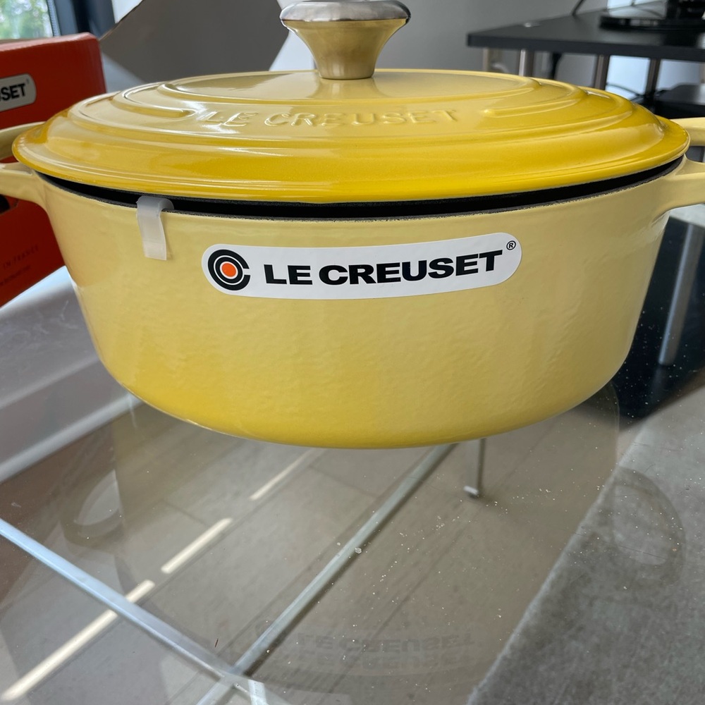 Le Creuset Soleil 29 cm Oval Dutch Oven BNIB